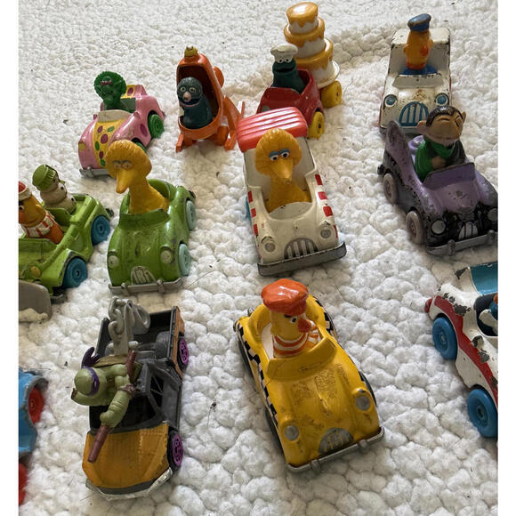 Sesame Street Cars - Picture 3 of 4